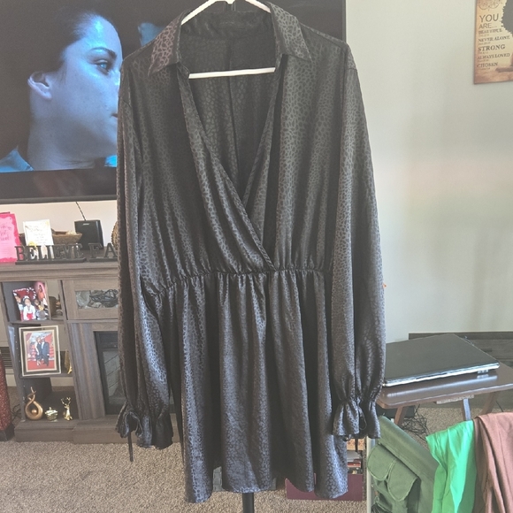 SHEIN Black Leopard Print Long Sleeve Dress  ✨️ SIZE 3XL ✨️ - Picture 8 of 8